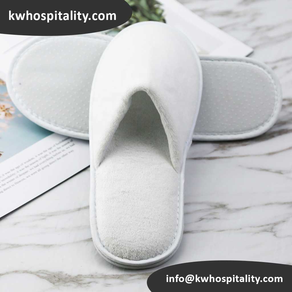 Slippers & In-Room Comfort Apparel